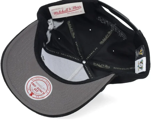 Adjustable-Mitchell & Ness Anaheim Ducks Nightshade Pro Cap Vintage A-frame Adjustable - Black