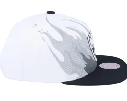 Snapback-Mitchell & Ness Brooklyn Nets Hot Fire Snapback - White