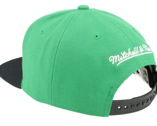 Sale Mitchell & Ness Chicago Bulls Core Basic /Black Snapback - Green