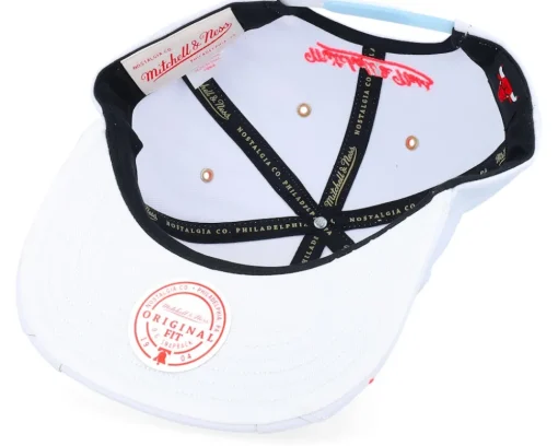 Adjustable-Mitchell & Ness Chicago Bulls Day 6 White/Lava Red Snapback -
