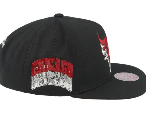 Snapback-Mitchell & Ness Chicago Bulls Drop It Black Snapback -