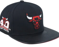 Snapback-Mitchell & Ness Chicago Bulls Hwc /Pu Leather Strapback - Black