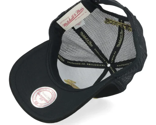 Trucker-Mitchell & Ness Chicago Bulls Suede Trucker - Black
