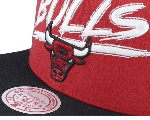 Snapback-Mitchell & Ness Chicago Bulls Transcript /Black Snapback - Red