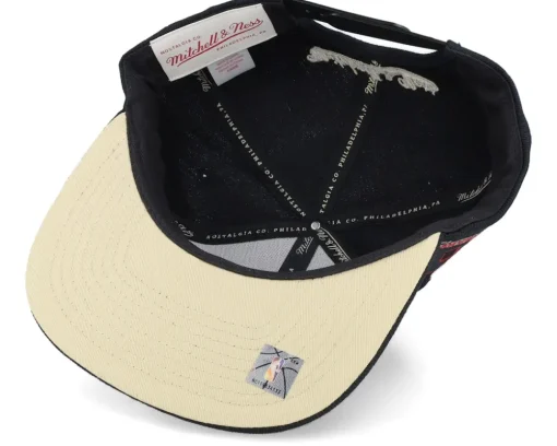 Sale Mitchell & Ness Chicago Bulls With Love Snapback - Black