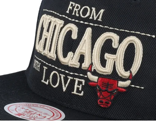 Sale Mitchell & Ness Chicago Bulls With Love Snapback - Black