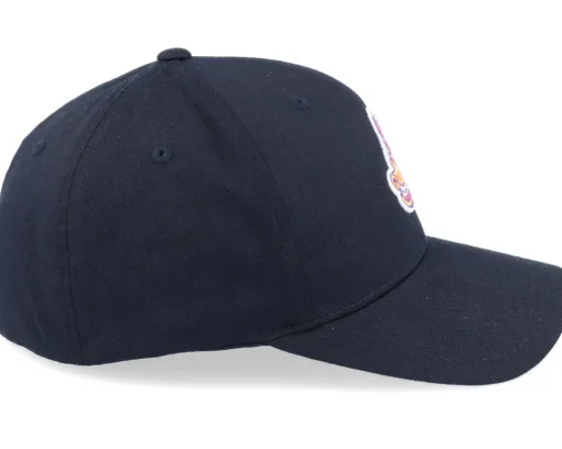 New Iconic Cool Duck Grin Black Flexfit -
