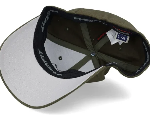 Online Skillfish Grisjävel Laser Olive Wooly Combed Flexfit -