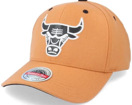 Adjustable-Mitchell & Ness Hatstore Exclusive x Chicago Bulls Camel Leather Logo -