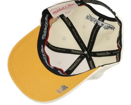 Adjustable-Mitchell & Ness Hatstore Exclusive x Milwaukee Bucks Limestone Stone/White Adjustable - Beige