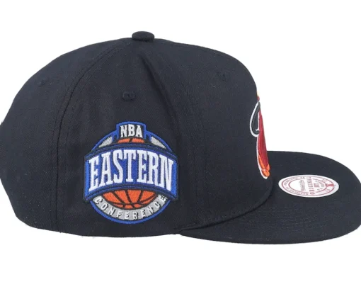 Sale Mitchell & Ness Miami Heat Conference Patch Black Snapback -
