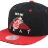 Snapback-Mitchell & Ness Miami Heat Monument Black/Red Snapback -