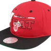 Outlet Mitchell & Ness Miami Heat Varsity Letter /Black Snapback - Red