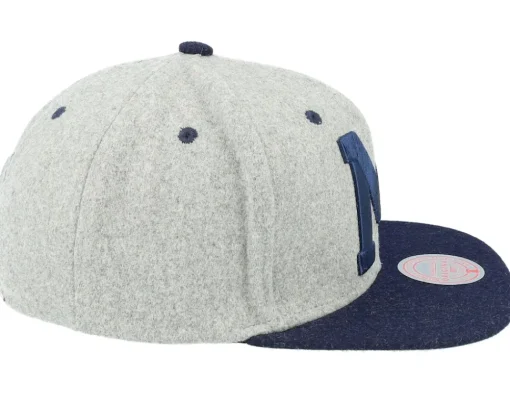 Outlet Mitchell & Ness Michigan Wolverines Melton Patch /Navy Snapback - Grey