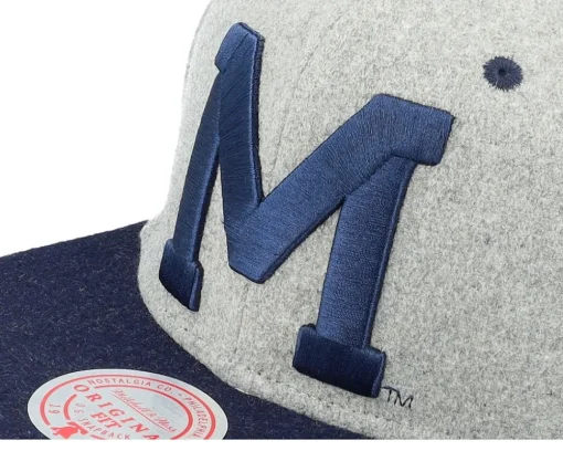 Outlet Mitchell & Ness Michigan Wolverines Melton Patch /Navy Snapback - Grey
