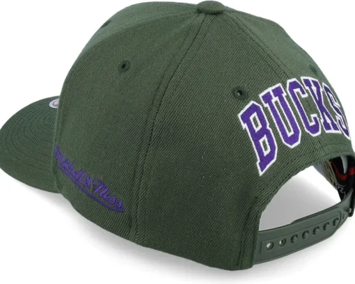 Adjustable-Mitchell & Ness Milwaukee Bucks Dropback Solid Dark Green Adjustable -