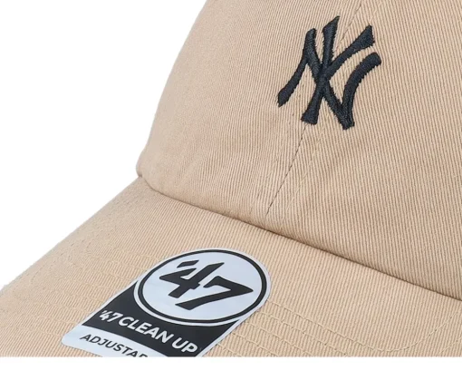 Dad Cap-47 Brand New York Yankees Base Runner Clean Up Khaki Dad Cap - Beige
