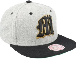 Snapback-Mitchell & Ness Own Brand Melton Patch /Black Snapback - Grey