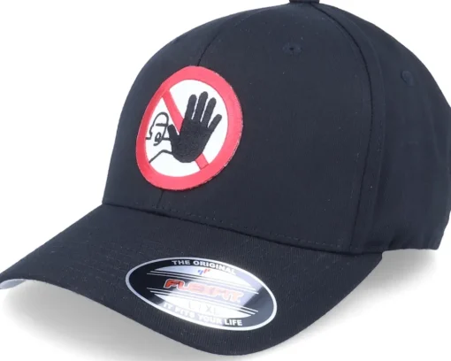 Discount Iconic Restricted Area Patch Black Flexfit -