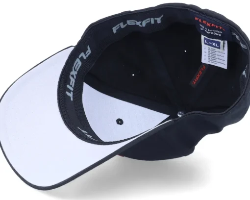 Discount Iconic Restricted Area Patch Black Flexfit -