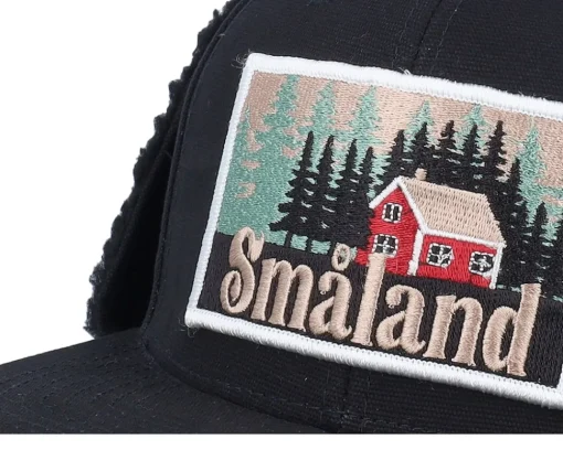 Earflap-Wild Spirit Småland Canvas Flatbrim Black Earflap -