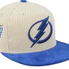 Fitted-Mitchell & Ness Tampa Bay Lightning Team Cord Off White/Blue Fitted - Beige
